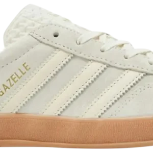 Gazelle Indoor 'Chalk Gum'
