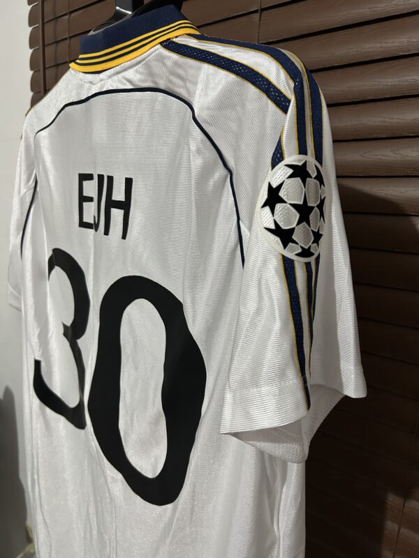 Real Madrid 1999-00 - Image 7