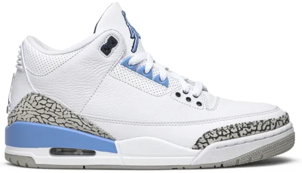 Air Jordan 3 Retro 'UNC'