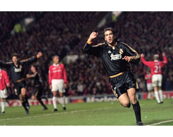 Real Madrid 1999-00 - Image 4